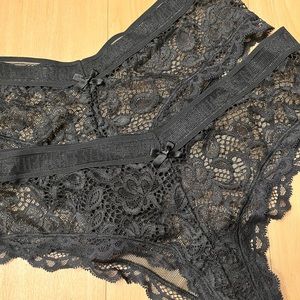 Victoria’s Secret Very Sexy lace cheeky panty bundle of 2